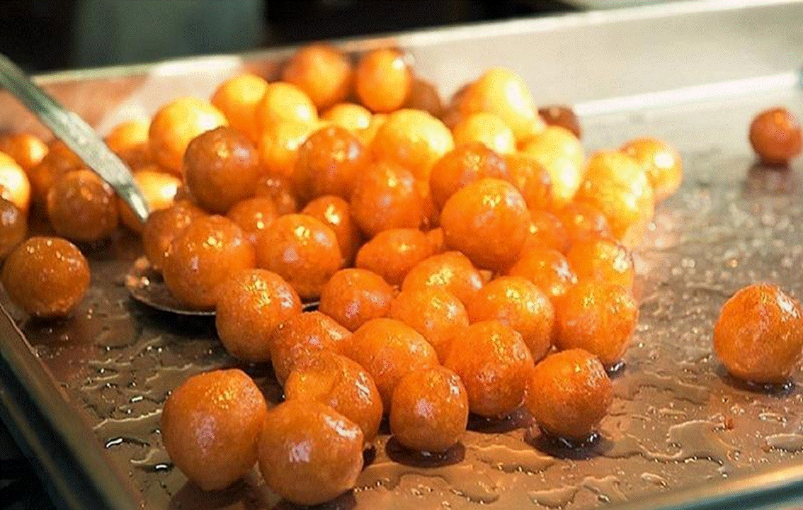 The Story Of The Cypriot Honey Balls Also Known As Loukoumades