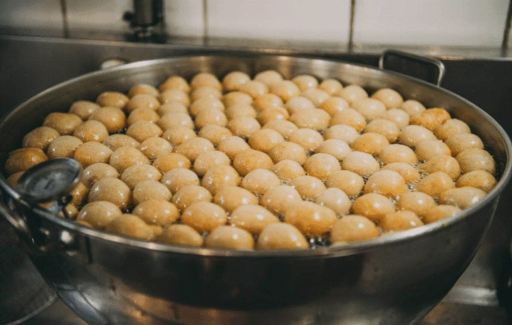 The Story Of The Cypriot Honey Balls Also Known As Loukoumades