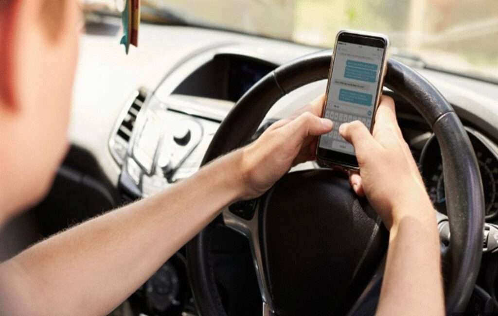 Mobile Phone Use Whist Driving Now Commands An On-the-Spot Fine In Cyprus