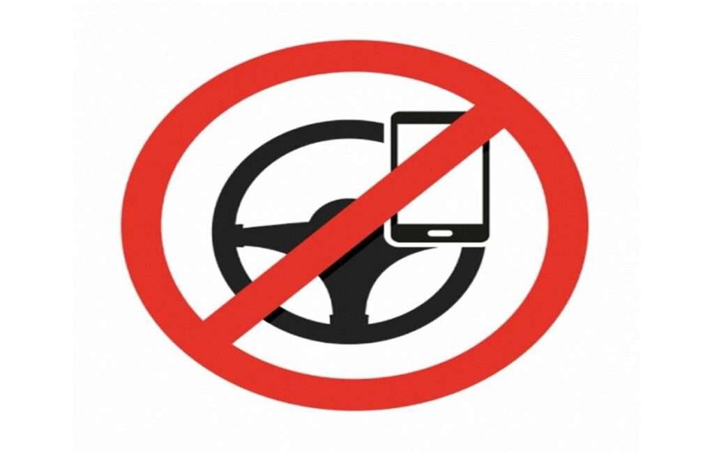 Cyprus Police Clamp Down On Mobile Phone Use While Driving