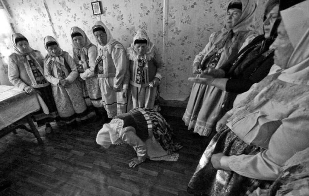 The Basic Cypriot Settlements Of The Dhoukobors