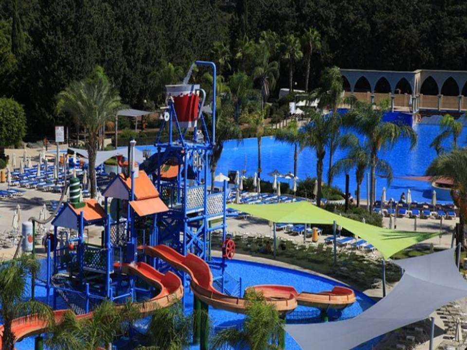 Several Awards ForFasourii Watermania Waterpark